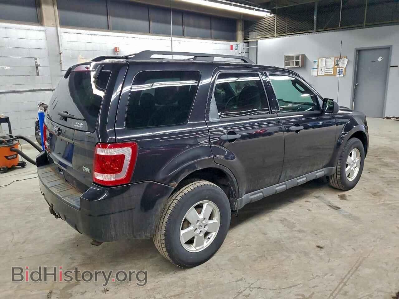 2011 FORD ESCAPE - VIN: 1FMCU9DG9BKA06475 - Фото 3