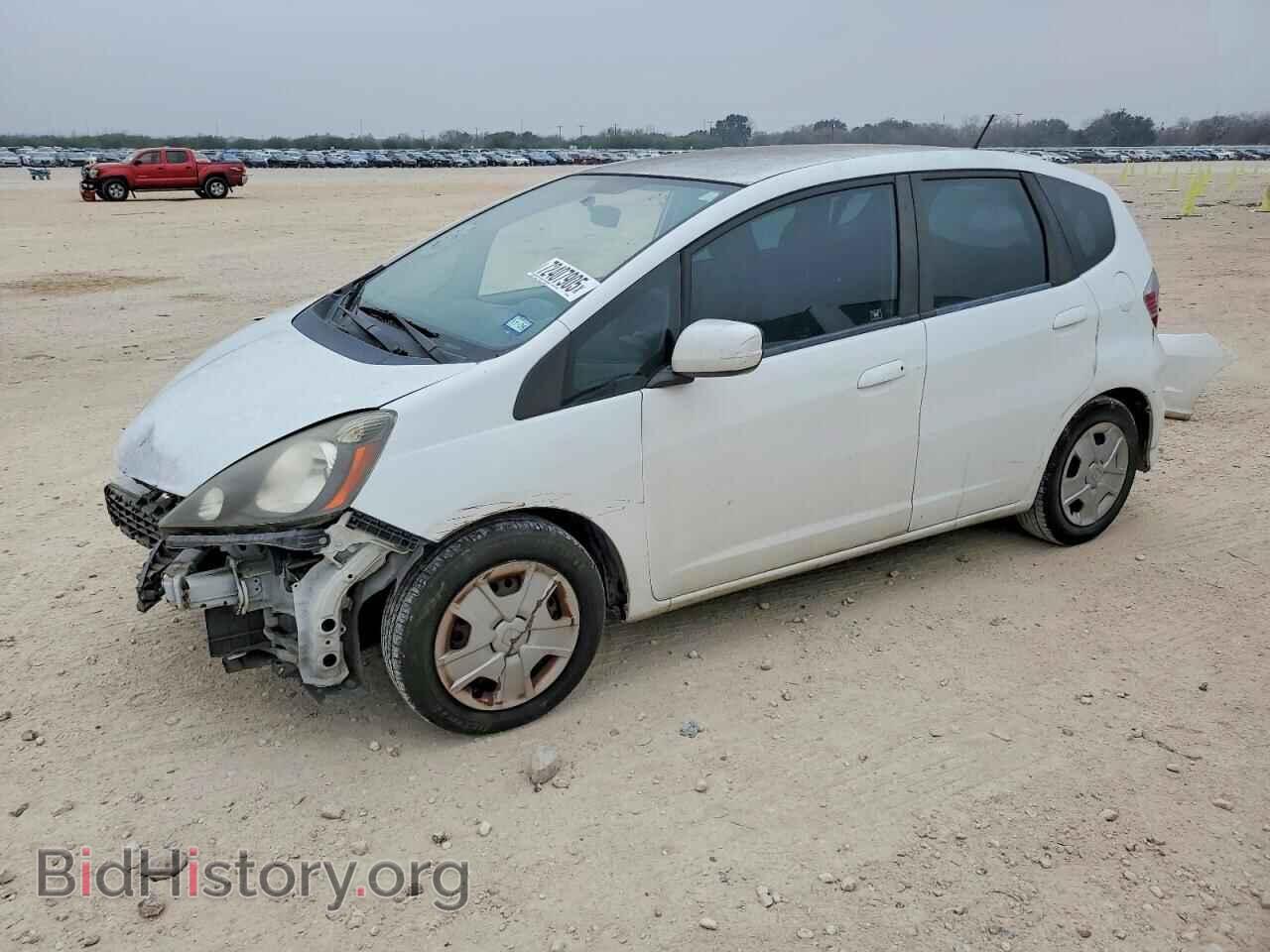 Фотография JHMGE8H36DC070666 - HONDA FIT 2013