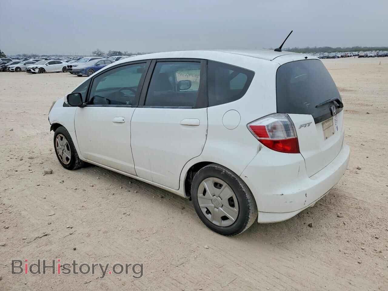 2013 HONDA FIT - VIN: JHMGE8H36DC070666 - Фото 2