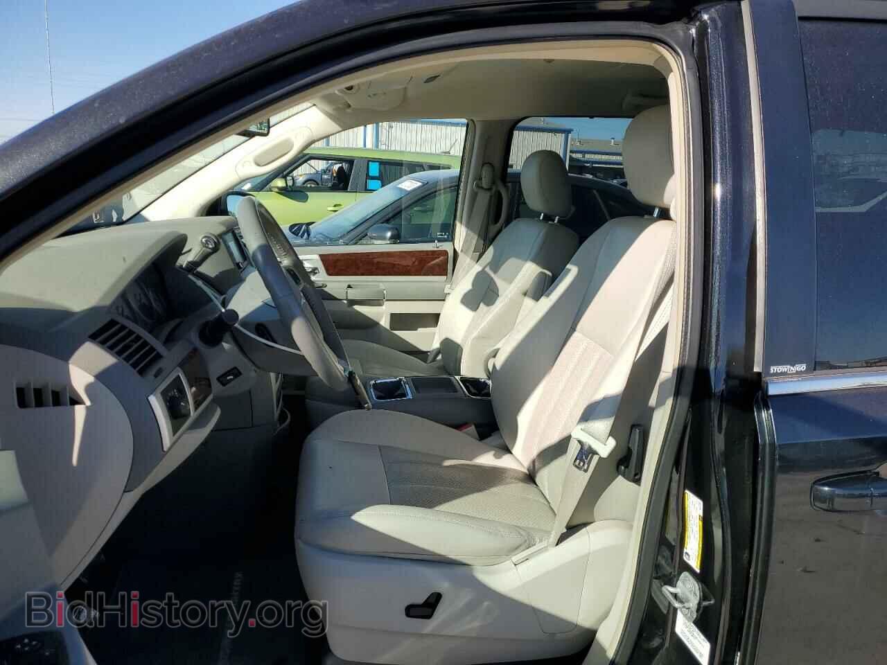 2009 CHRYSLER MINIVAN - VIN: 2A8HR54X99R641821 - Фото 7