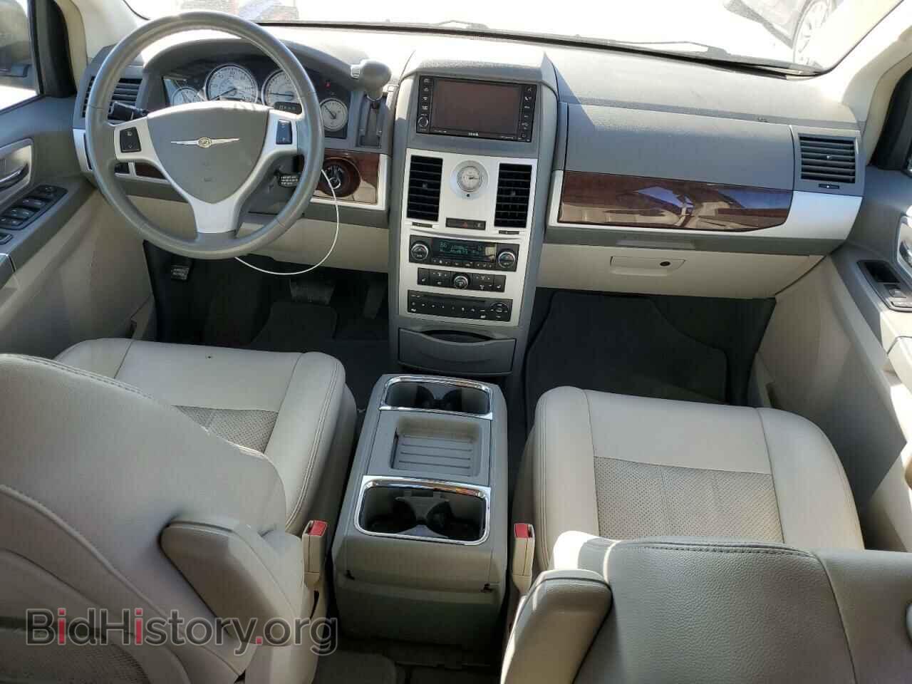 2009 CHRYSLER MINIVAN - VIN: 2A8HR54X99R641821 - Фото 8