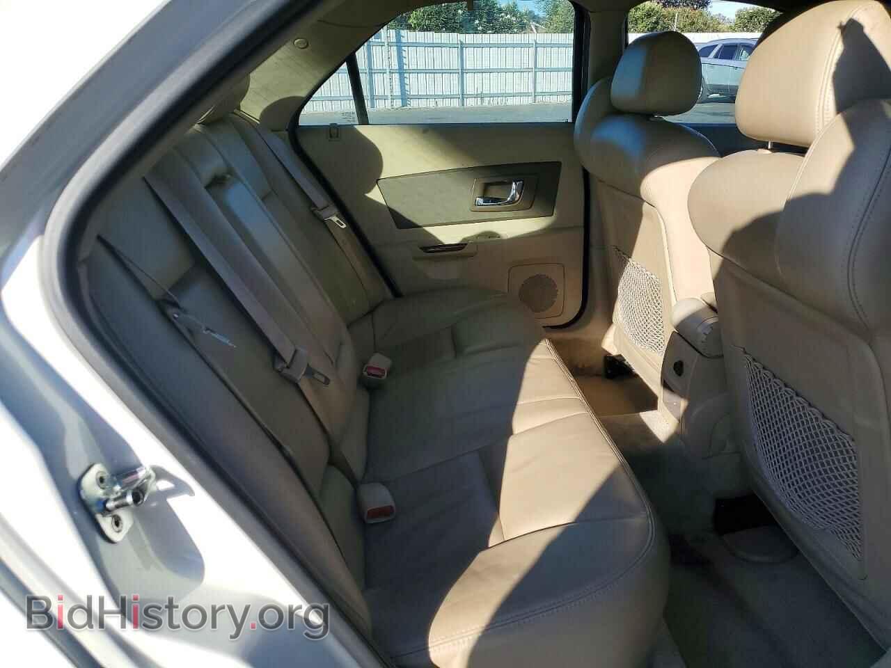 2007 Cadillac CTS (VIN 1G6DP577370168385) — фото 10 из 14