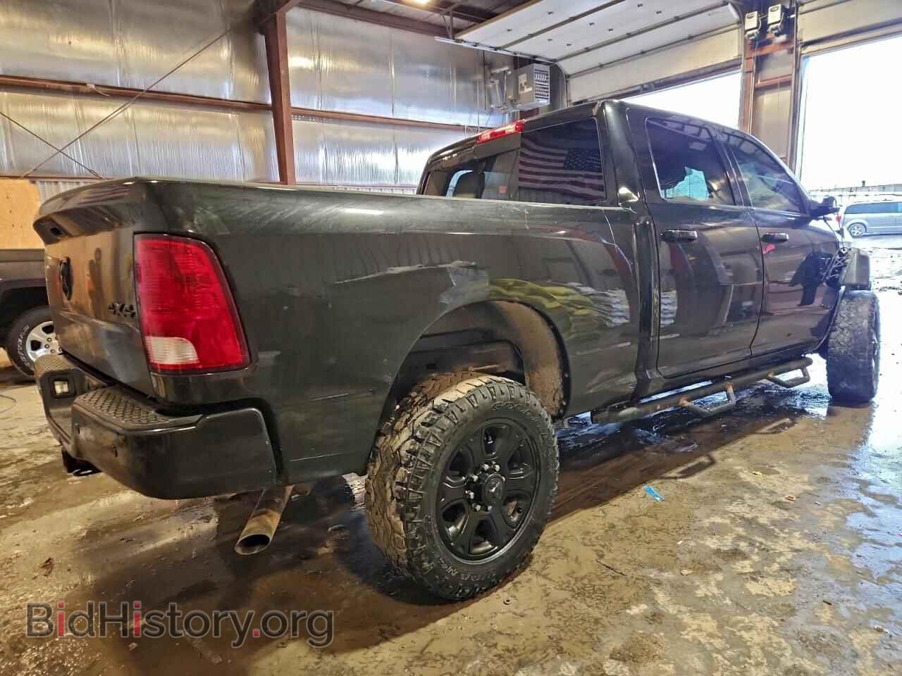 2017 RAM All Models - VIN: 3C6UR5DJ1HG771475 - Фото 3