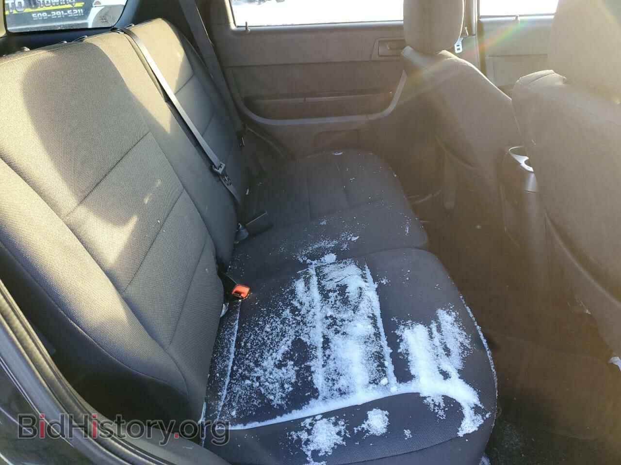 2010 FORD ESCAPE - VIN: 1FMCU9D77AKD31351 - Фото 11