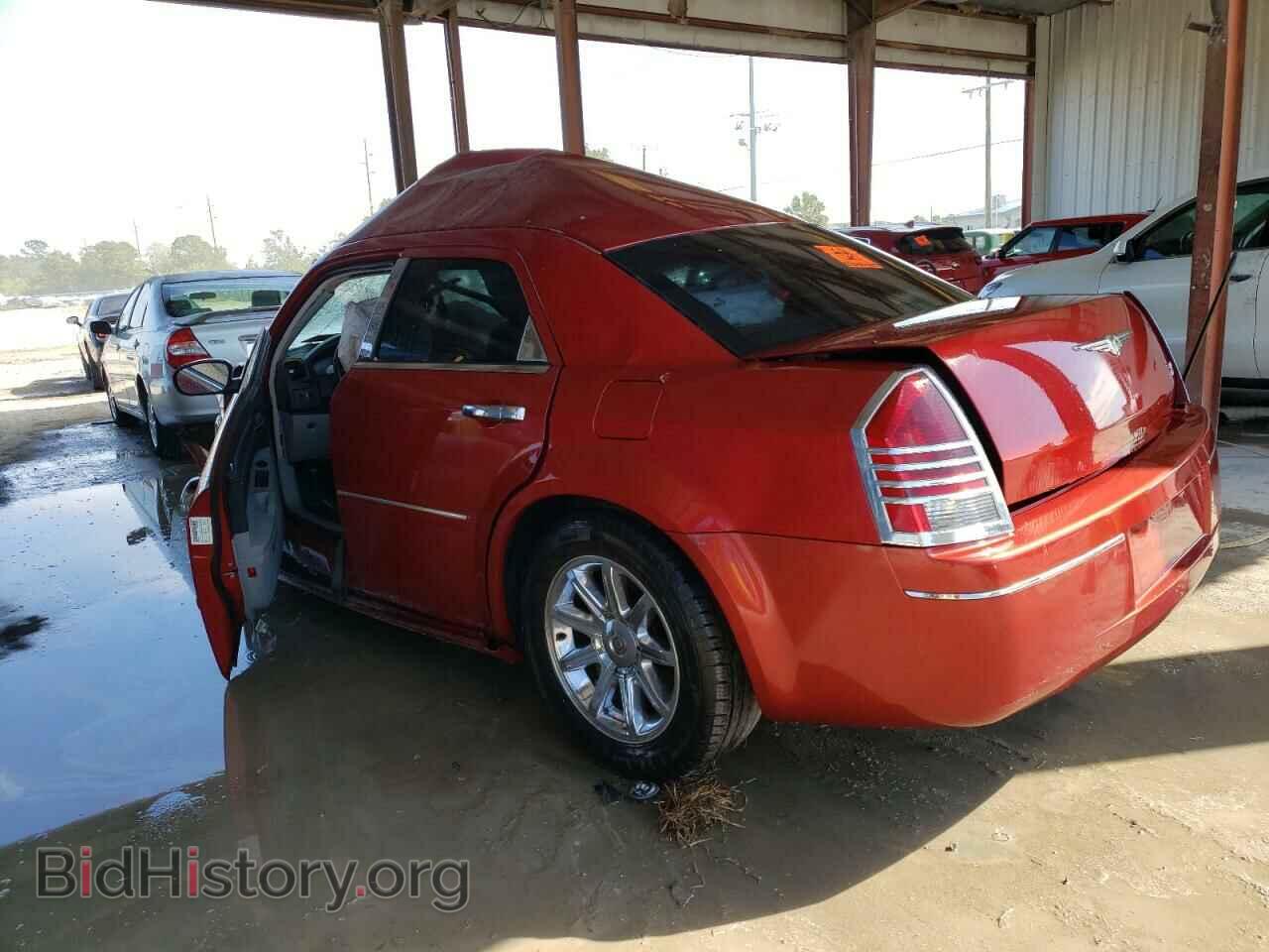 2007 CHRYSLER 300 - VIN: 2C3KA53G17H615856 - Фото 2