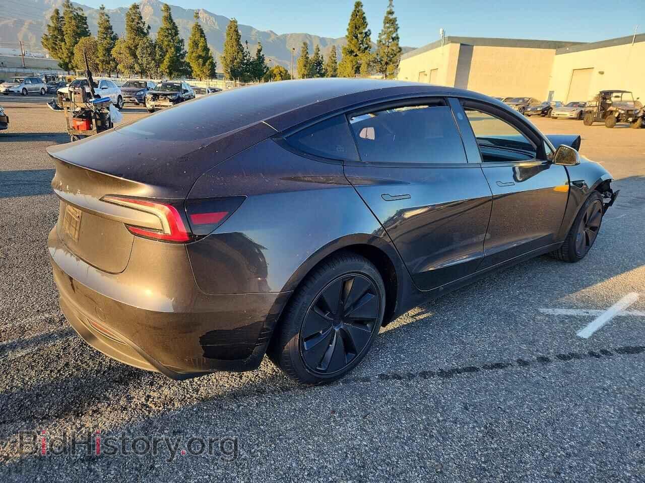 2025 TESLA MODEL 3 - VIN: 5YJ3E1EA7SF965478 - Photo 3