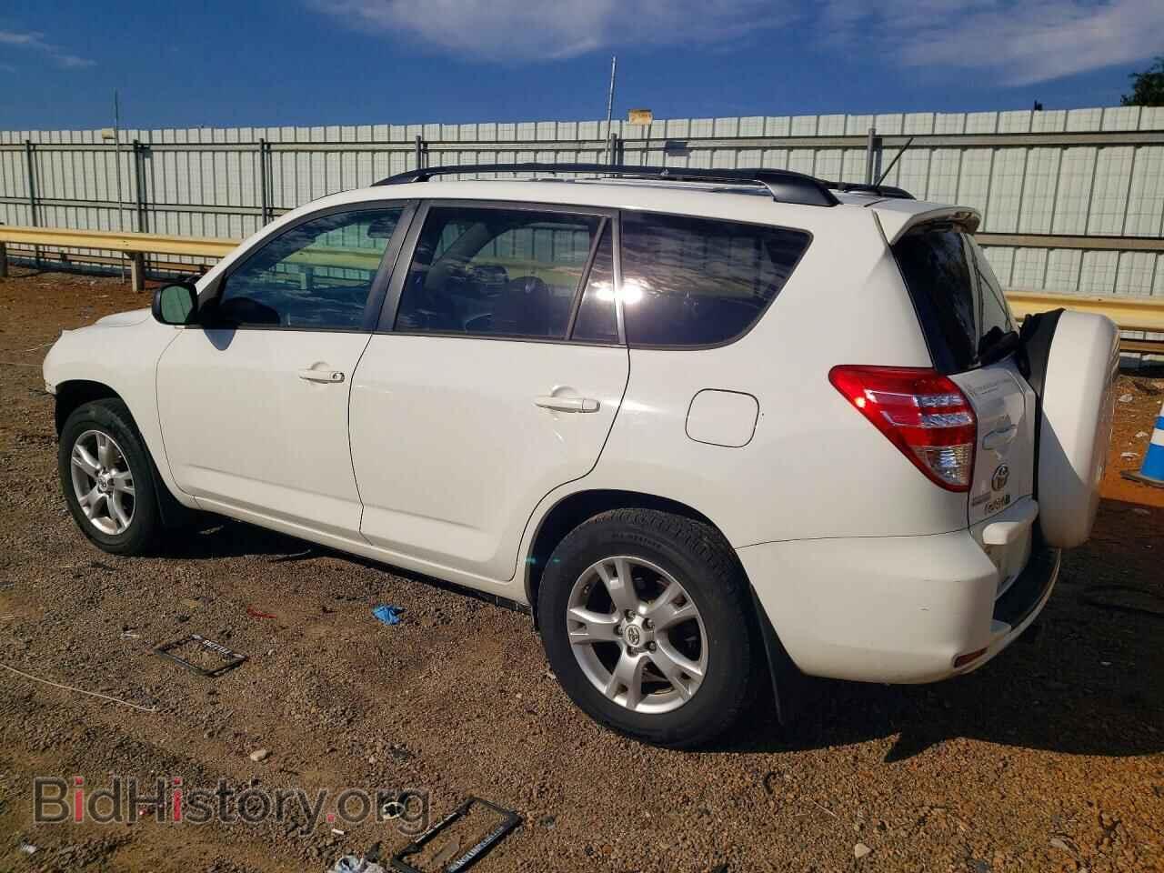 2011 TOYOTA RAV4 - VIN: 2T3BF4DV7BW107095 - Фото 2