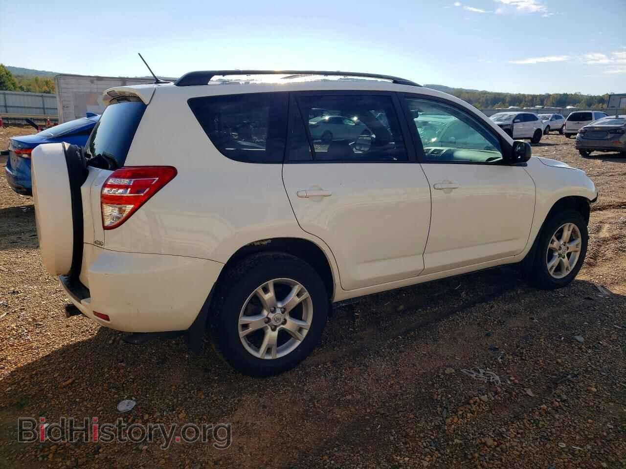 2011 TOYOTA RAV4 - VIN: 2T3BF4DV7BW107095 - Фото 3