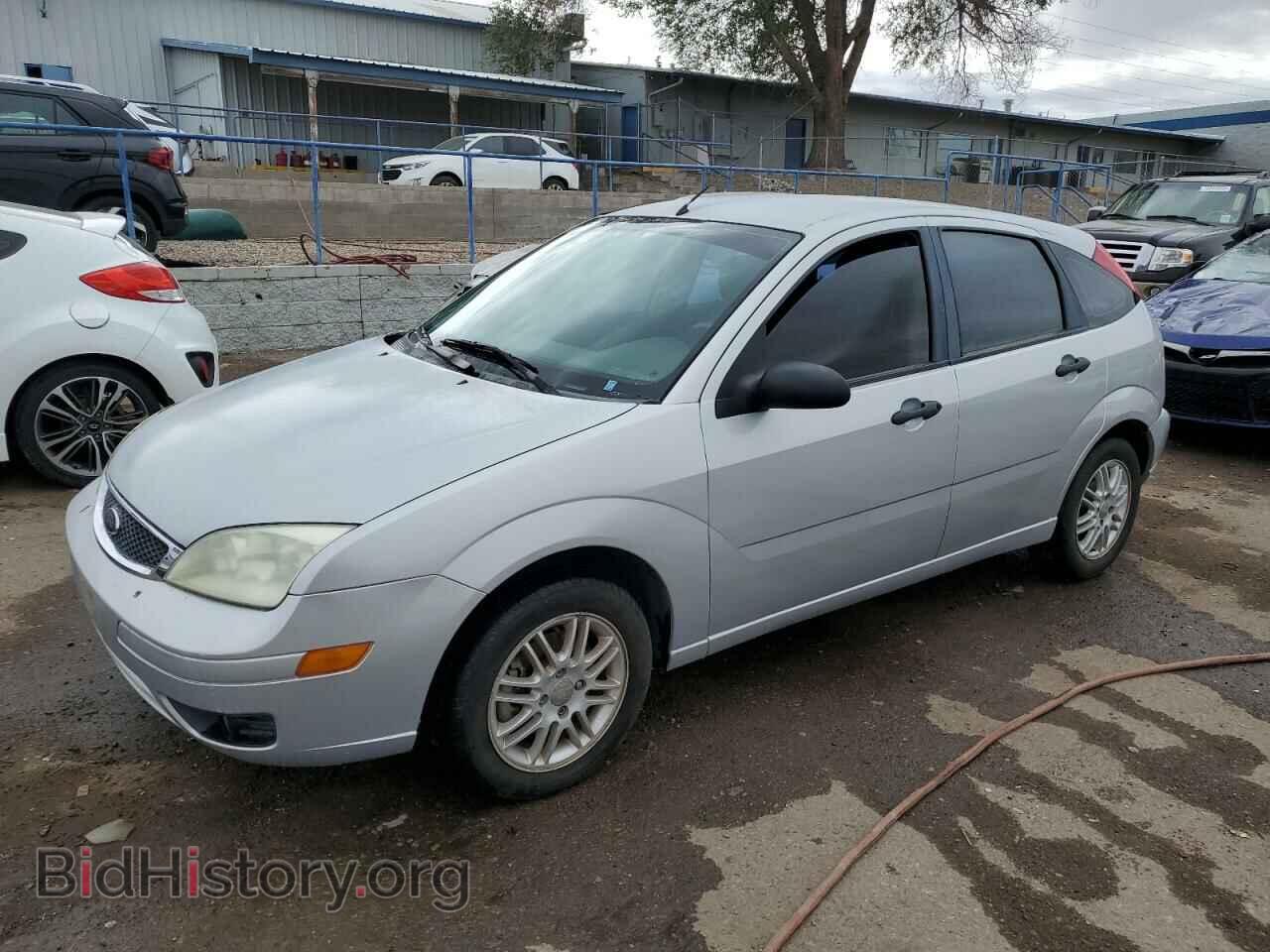 Photo 1FAHP37N17W215692 - FORD FOCUS 2007
