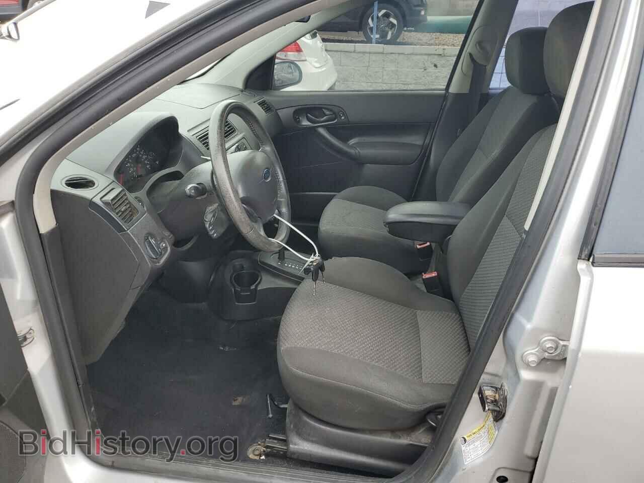 2007 FORD FOCUS - VIN: 1FAHP37N17W215692 - Фото 7
