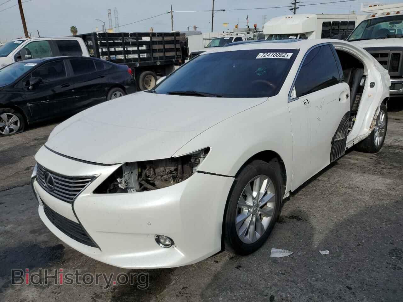 Photo JTHBW1GG3F2097979 - LEXUS ES300 2015