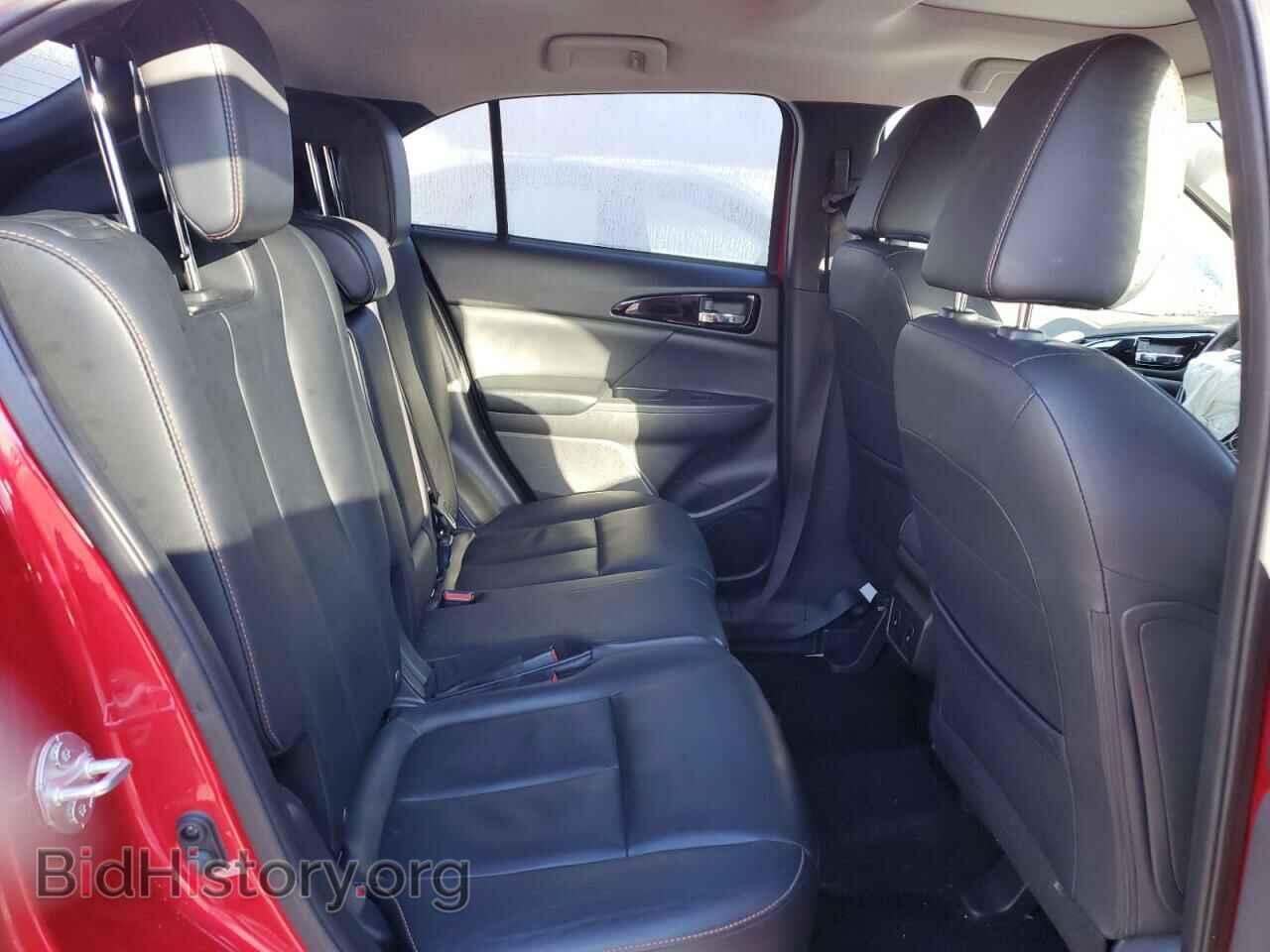 2018 MITSUBISHI ECLIPSE - VIN: JA4AT5AAXJZ038939 - Photo 11