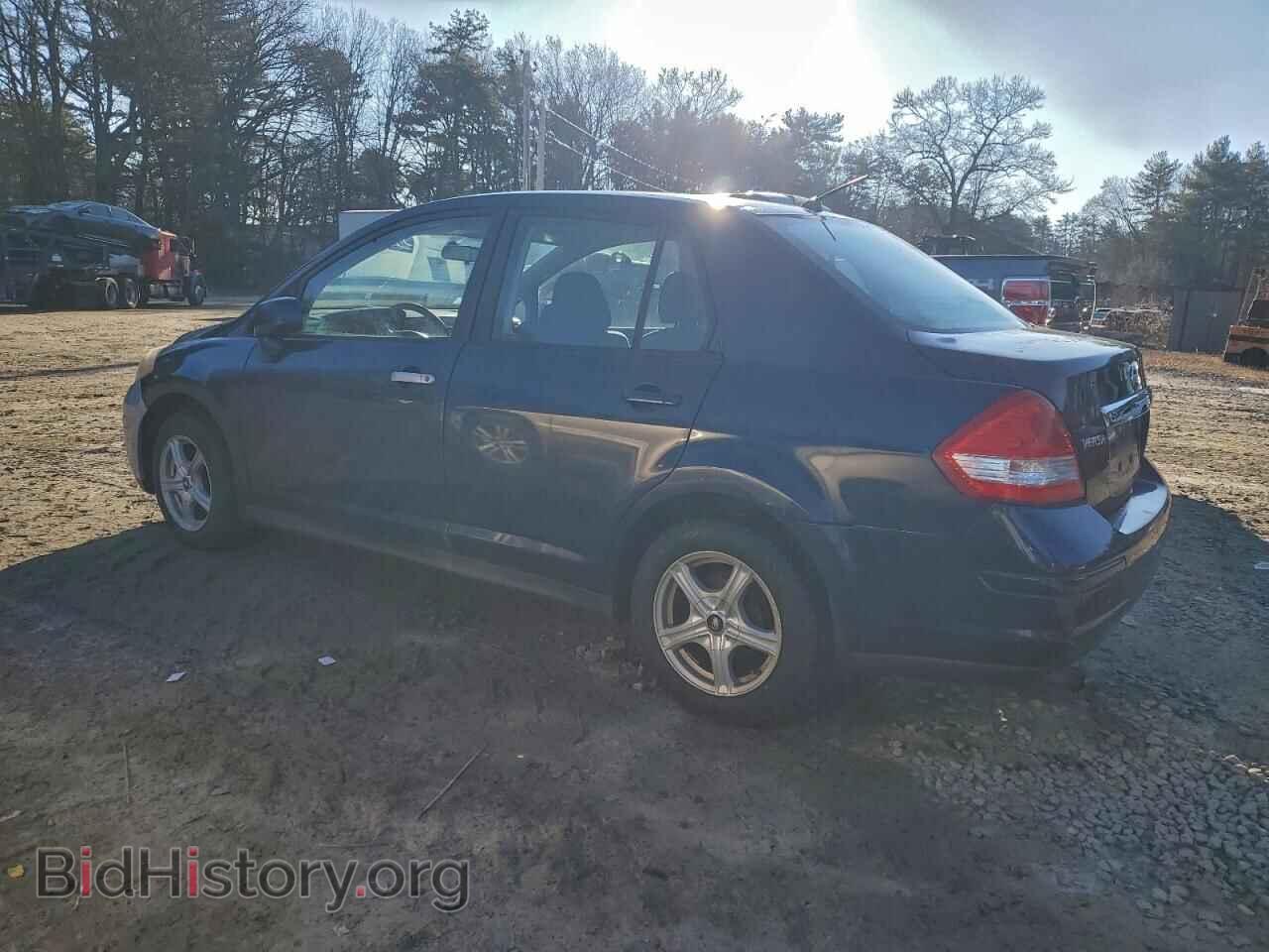 2009 NISSAN VERSA - VIN: 3N1BC11E09L393503 - Фото 2