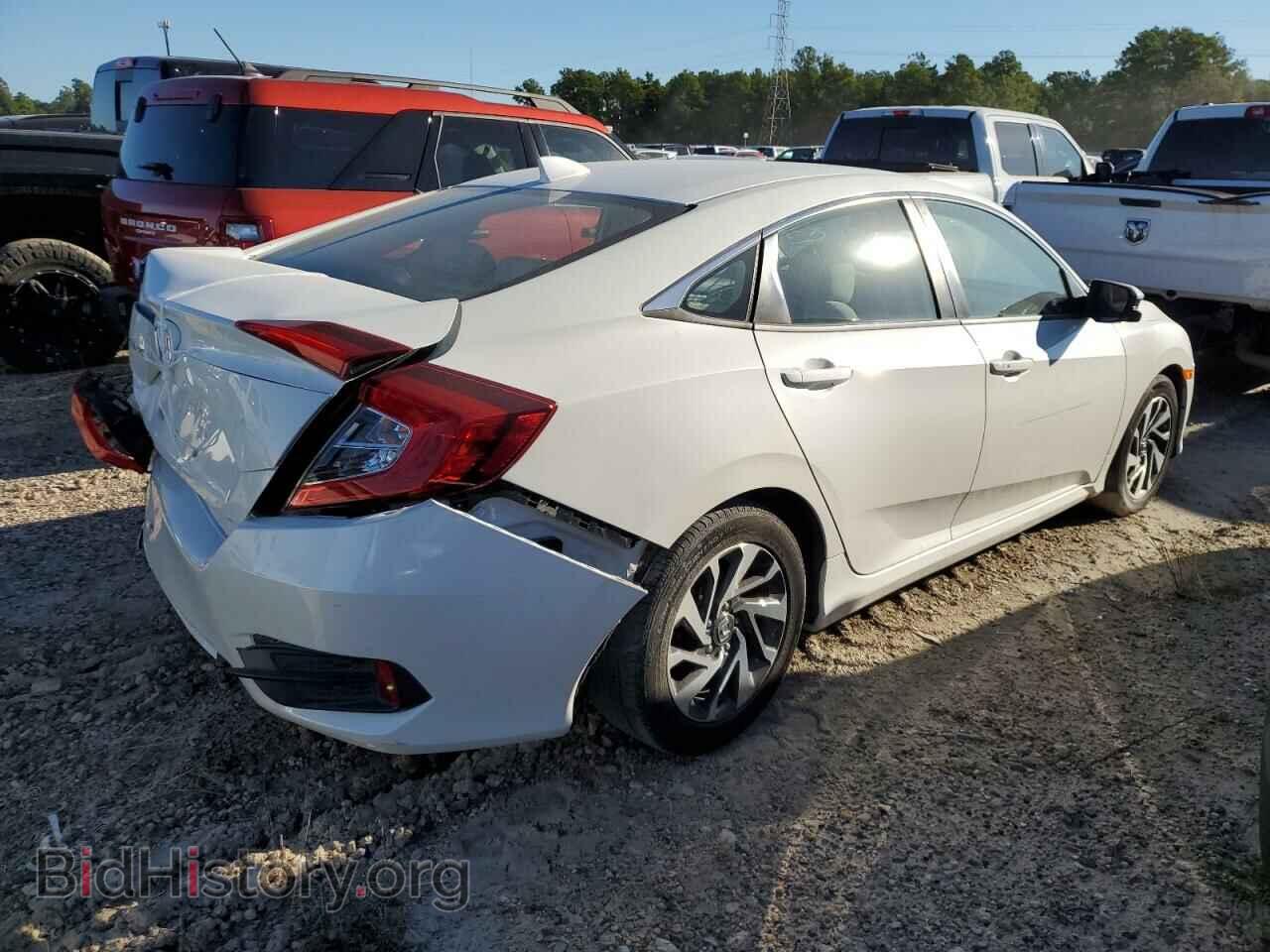 2017 HONDA CIVIC - VIN: 19XFC2F79HE050867 - Фото 3
