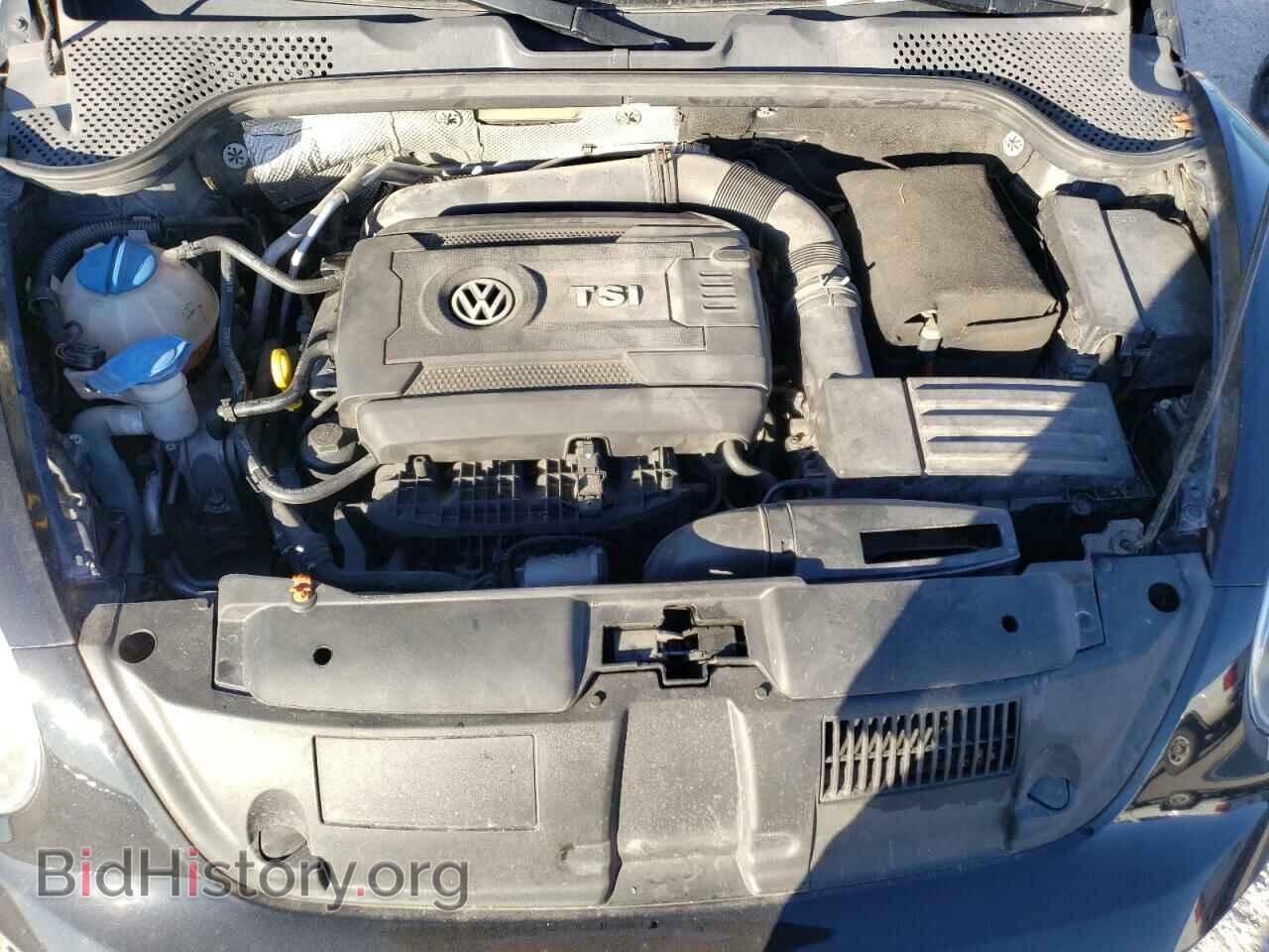 2013 VOLKSWAGEN BEETLE - VIN: 3VWVS7AT3DM688044 - Фото 11