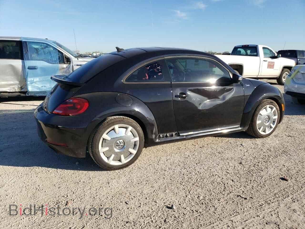 2013 VOLKSWAGEN BEETLE - VIN: 3VWVS7AT3DM688044 - Фото 3