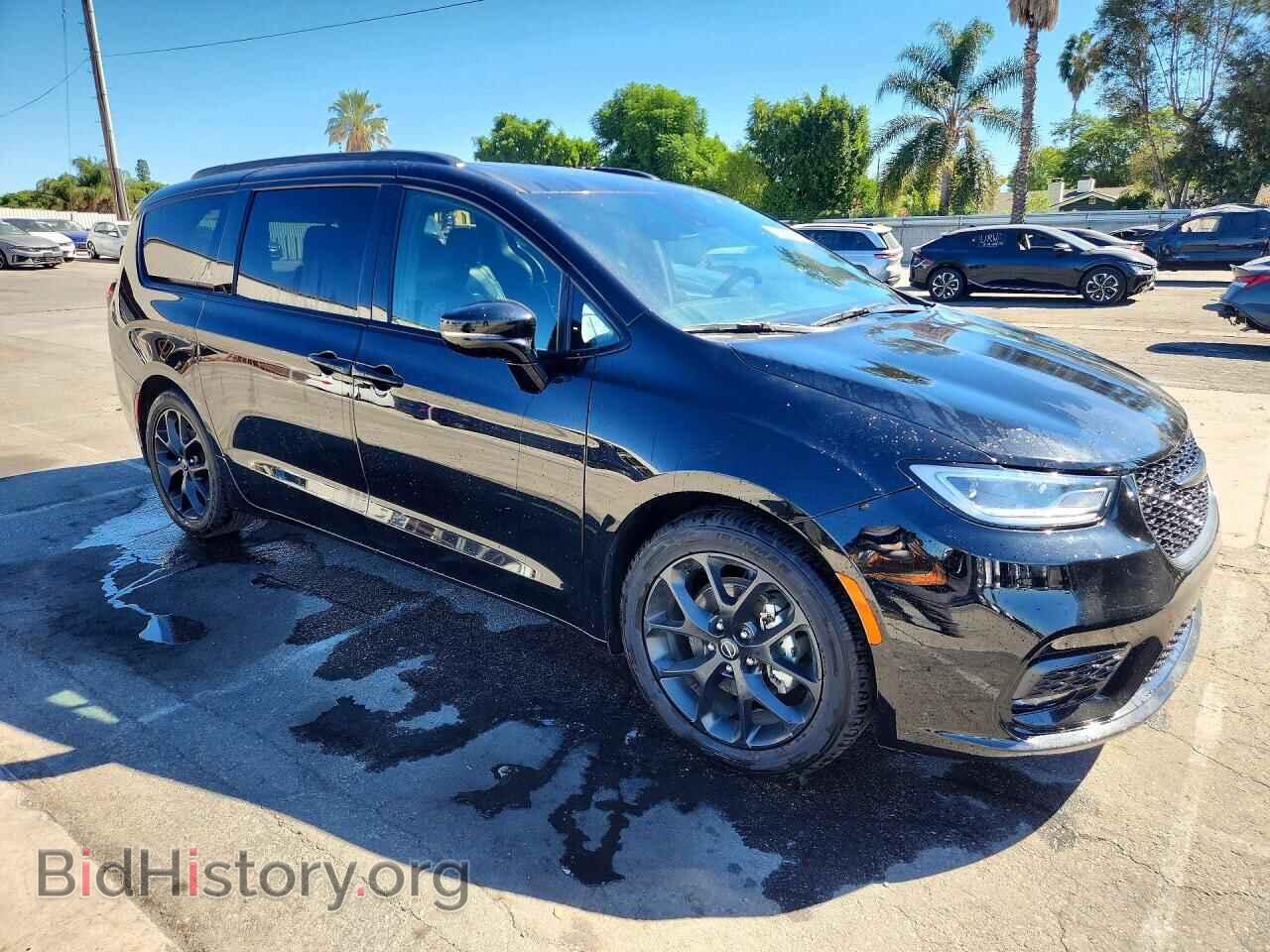 2025 CHRYSLER PACIFICA - VIN: 2C4RC1GG2SR537582 - Photo 4