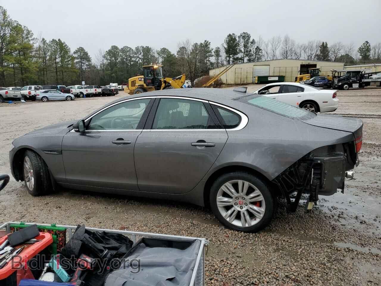 2017 JAGUAR XF - VIN: SAJBD4BV8HCY33585 - Фото 2