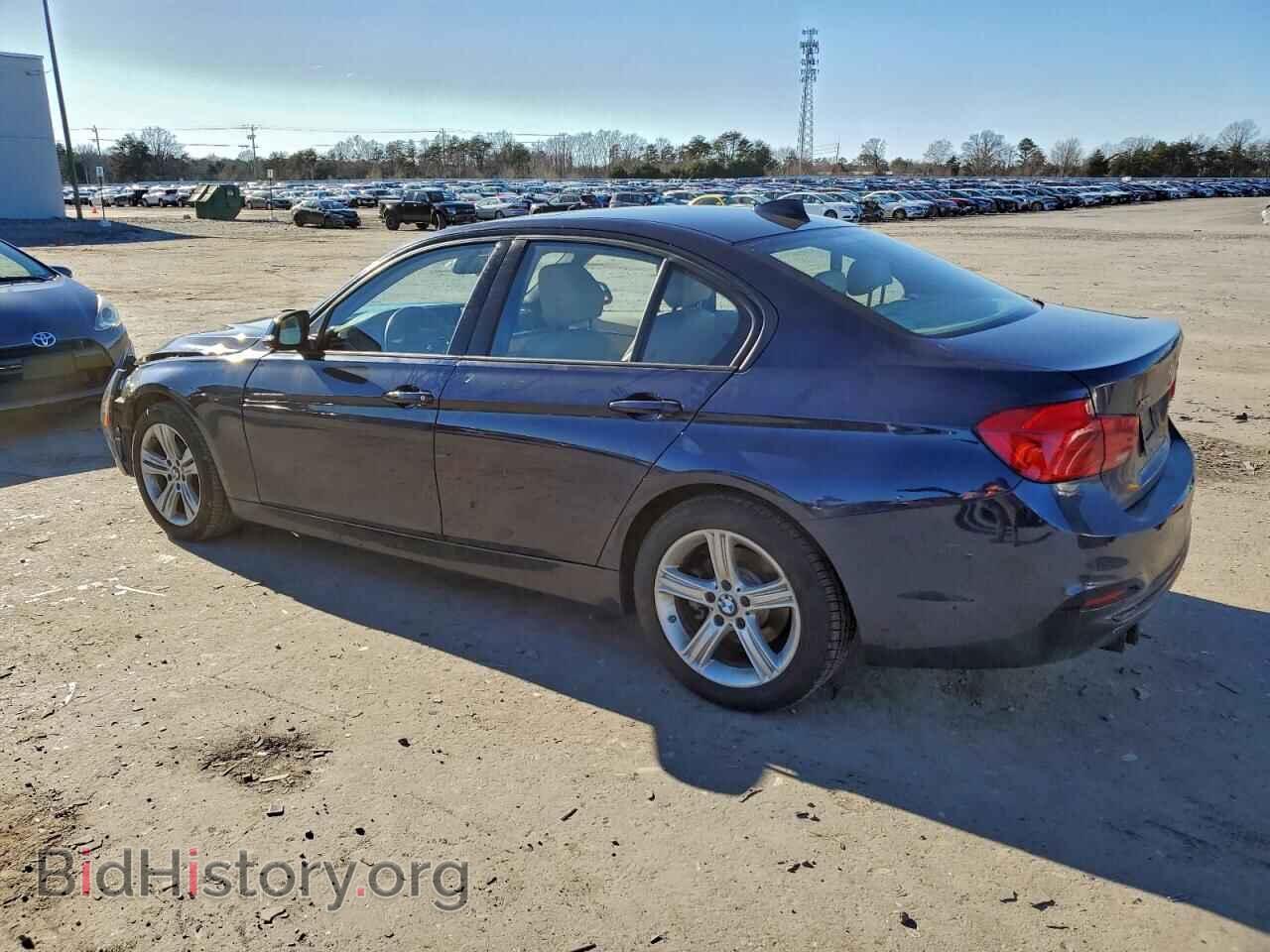 2016 BMW 3 SERIES - VIN: WBA8E3G56GNU01196 - Фото 2