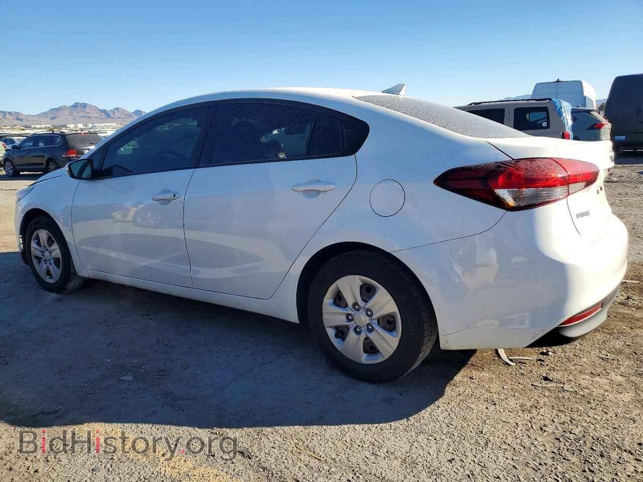 2017 KIA FORTE - VIN: 3KPFK4A77HE067429 - Фото 2