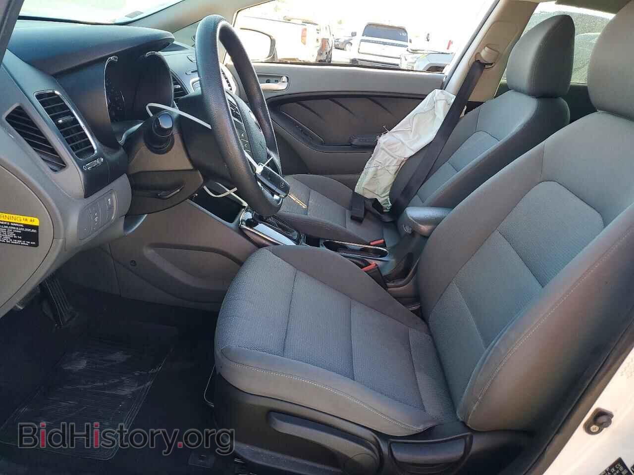 2017 KIA FORTE - VIN: 3KPFK4A77HE067429 - Фото 7