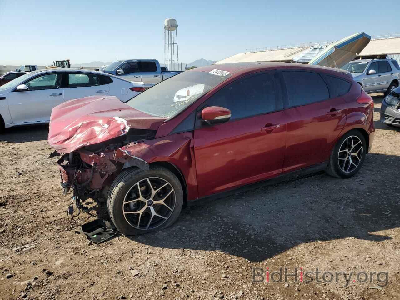 Photo 1FADP3M2XHL219803 - FORD FOCUS 2017