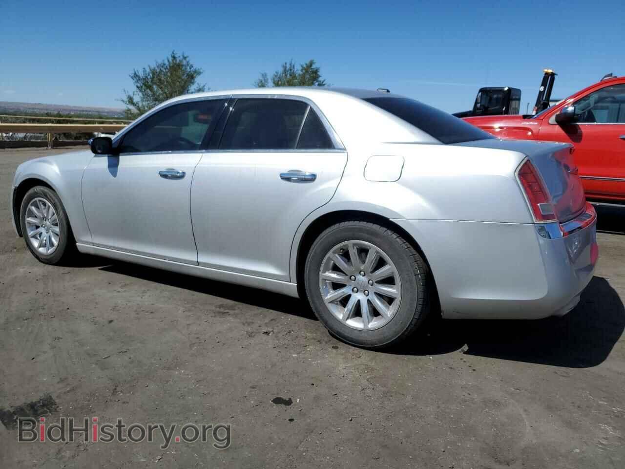 2012 CHRYSLER 300 - VIN: 2C3CCACG0CH182239 - Фото 2
