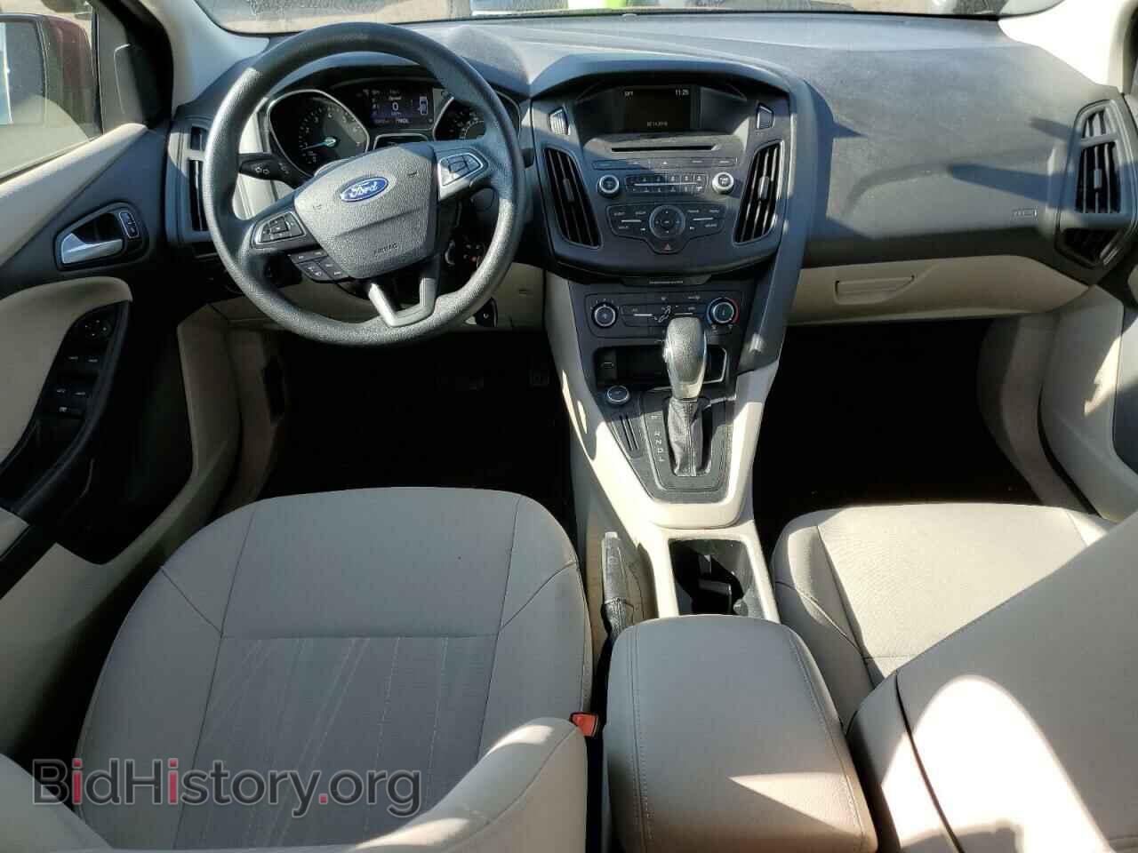 2017 FORD FOCUS - VIN: 1FADP3F2XHL327898 - Photo 8