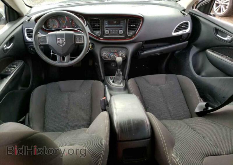 2015 Dodge DART (VIN 1C3CDFBB3FD319868) — фото 8 из 12