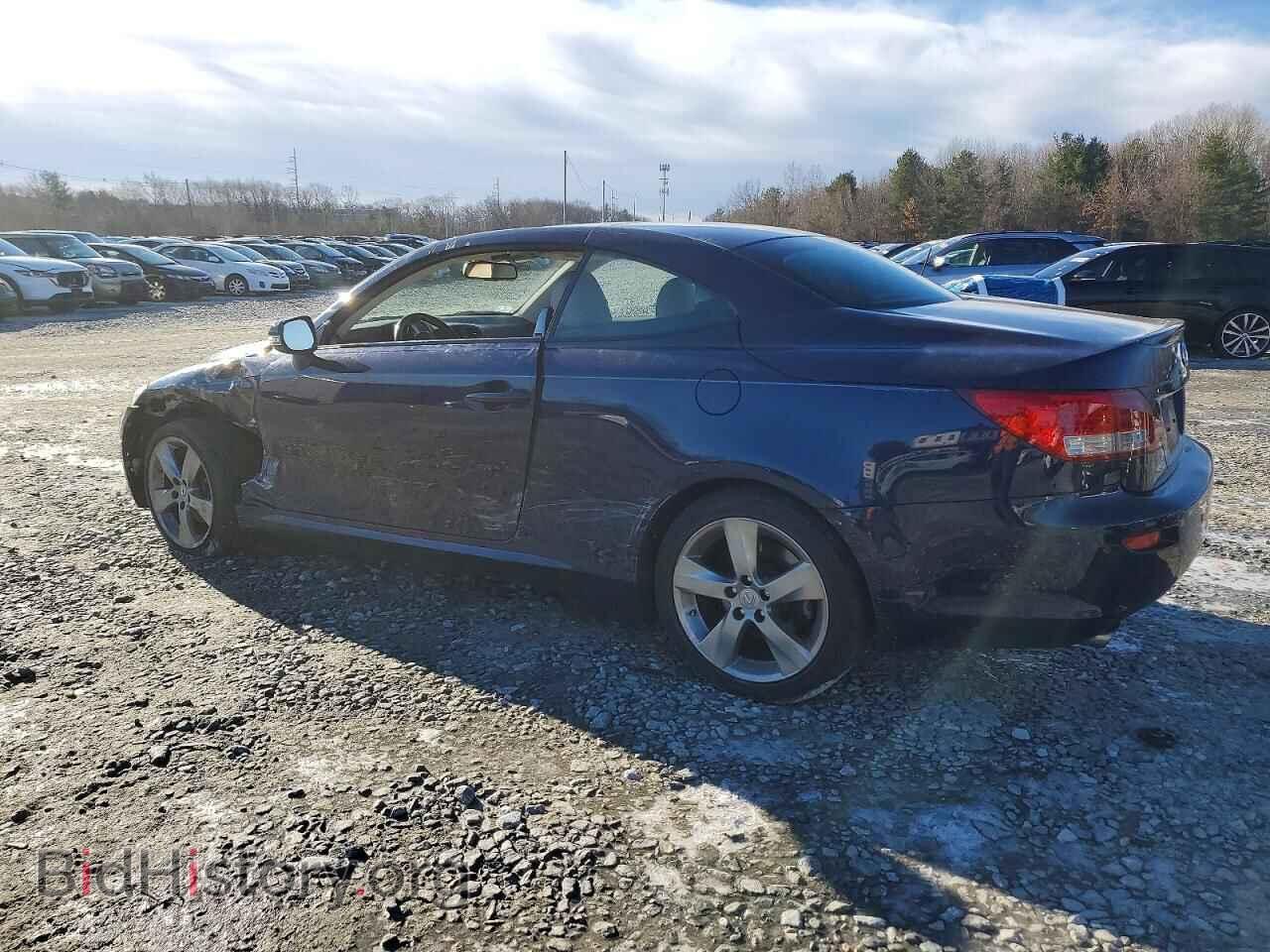 2011 LEXUS IS - VIN: JTHFF2C26B2515530 - Фото 2