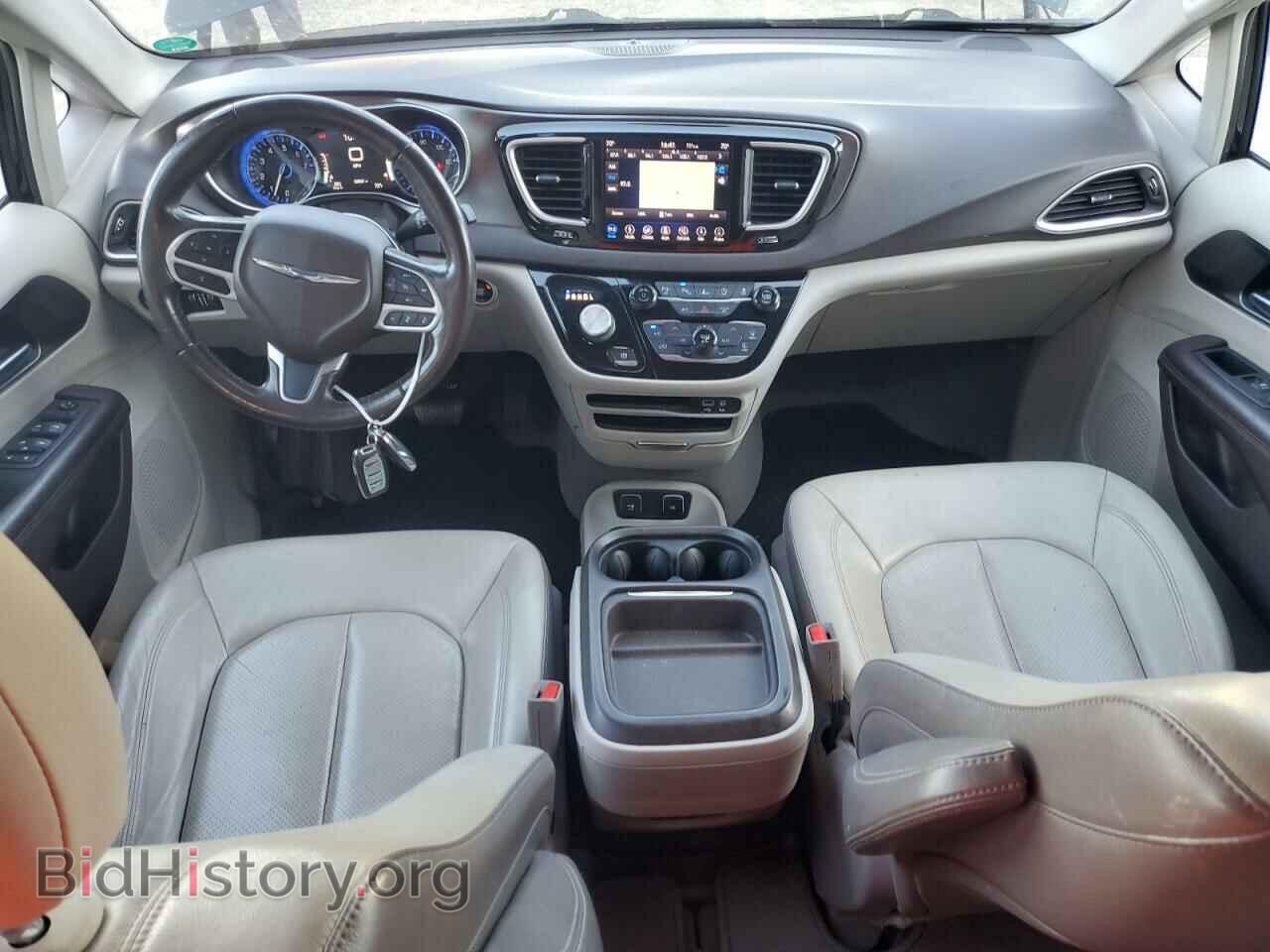 2019 CHRYSLER PACIFICA - VIN: 2C4RC1BG0KR666220 - Фото 8