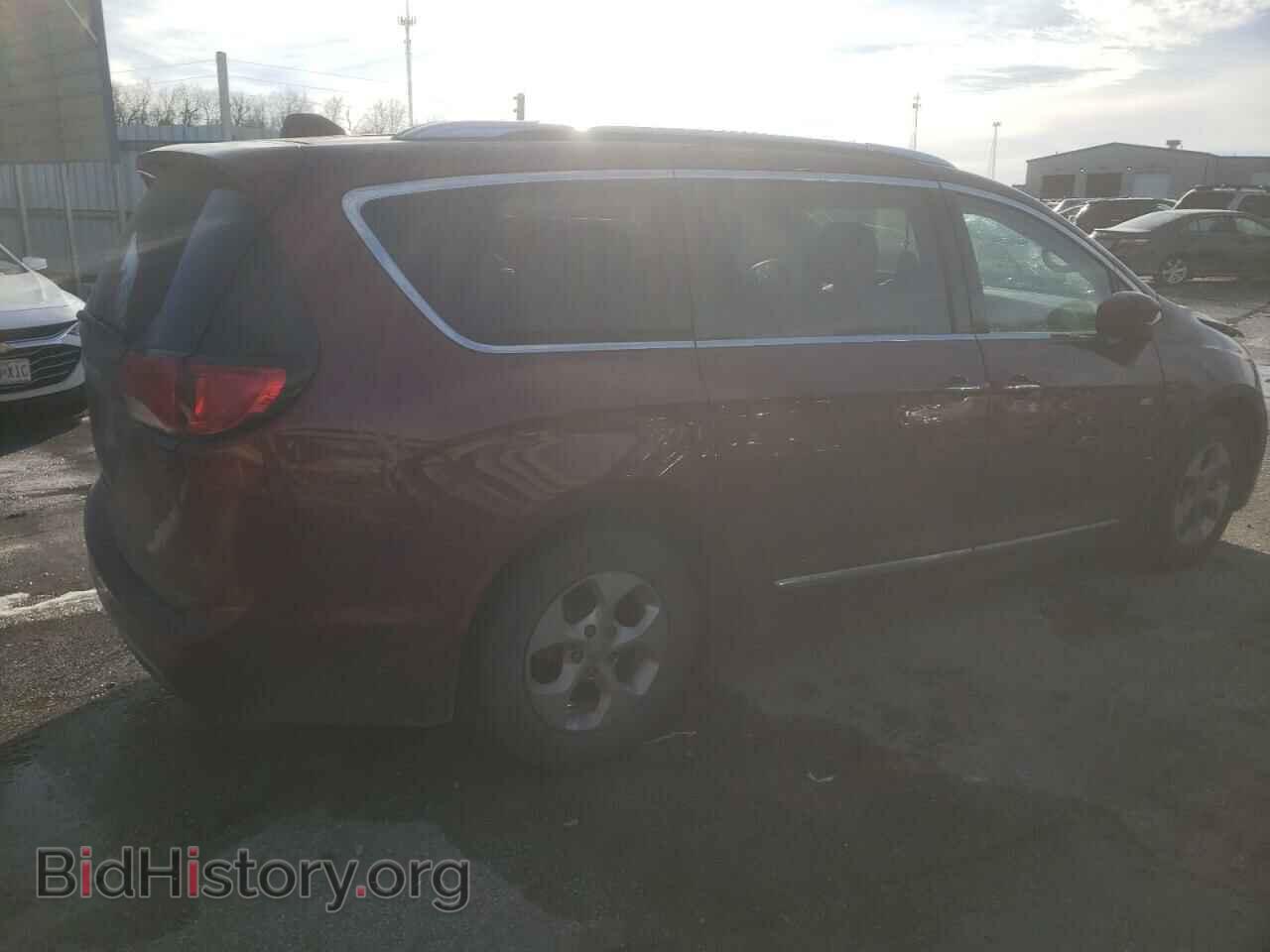 2017 CHRYSLER PACIFICA - VIN: 2C4RC1EG5HR851044 - Photo 3
