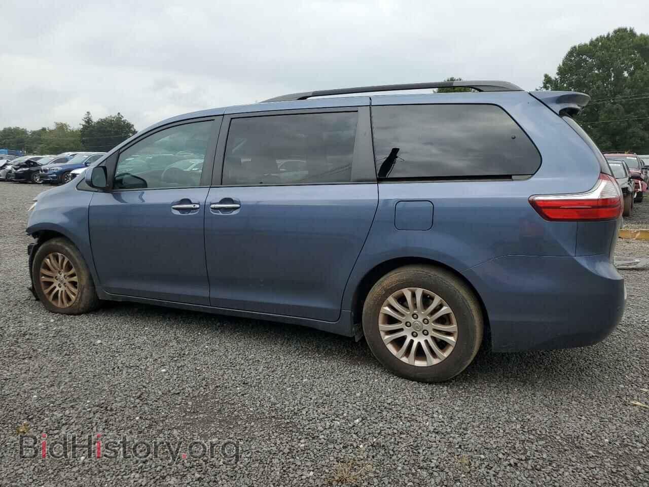 2017 TOYOTA All Models - VIN: 5TDYZ3DC6HS883643 - Фото 2