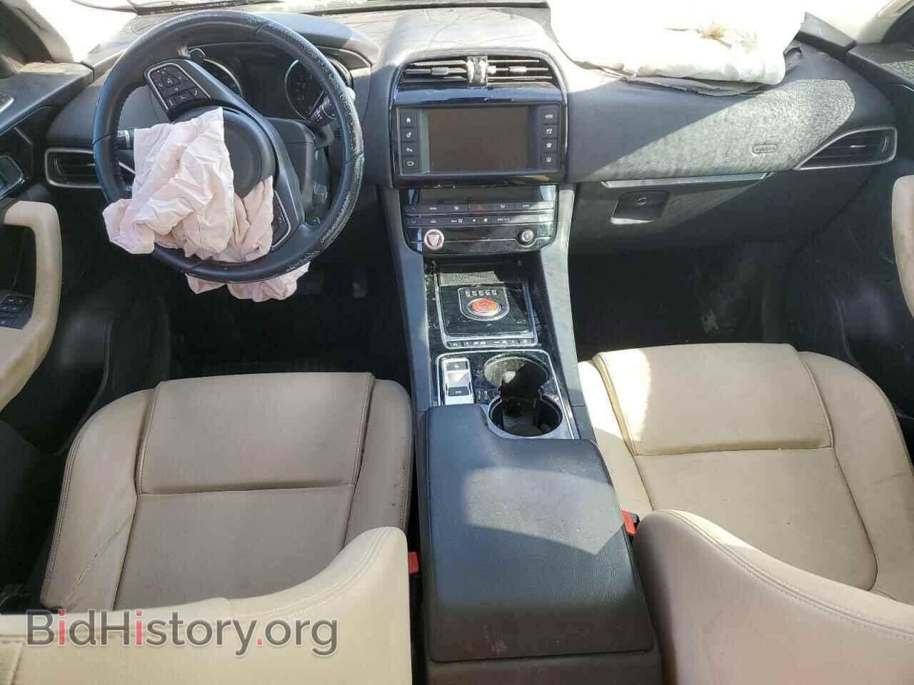 2017 JAGUAR F-PACE - VIN: SADCJ2BV2HA064579 - Фото 8