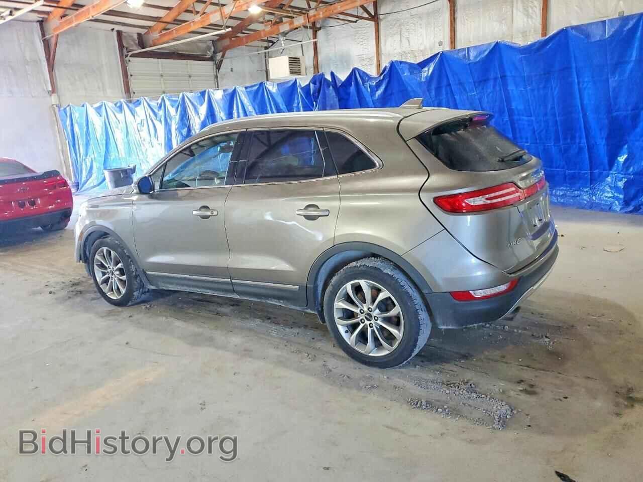 2016 LINCOLN MKC - VIN: 5LMCJ2C95GUJ03104 - Photo 2