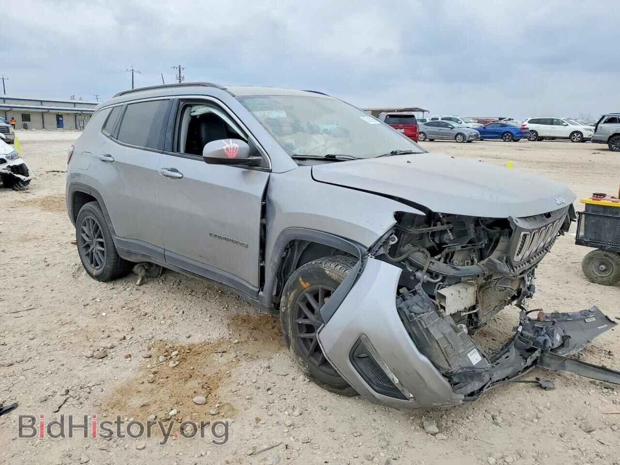 2019 JEEP COMPASS - VIN: 3C4NJDBB0KT741635 - Фото 4