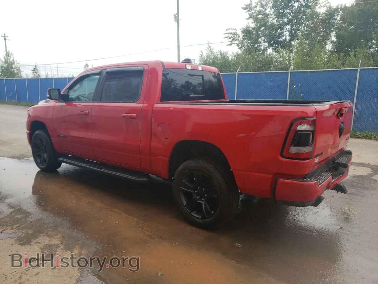 2021 RAM 1500 - VIN: 1C6SRFVT2MN562194 - Фото 2