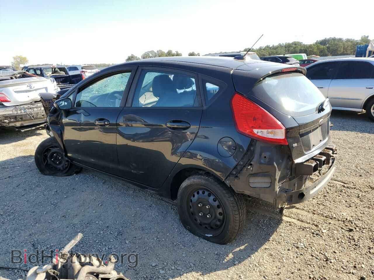 2013 FORD FIESTA - VIN: 3FADP4EJ3DM226760 - Фото 2