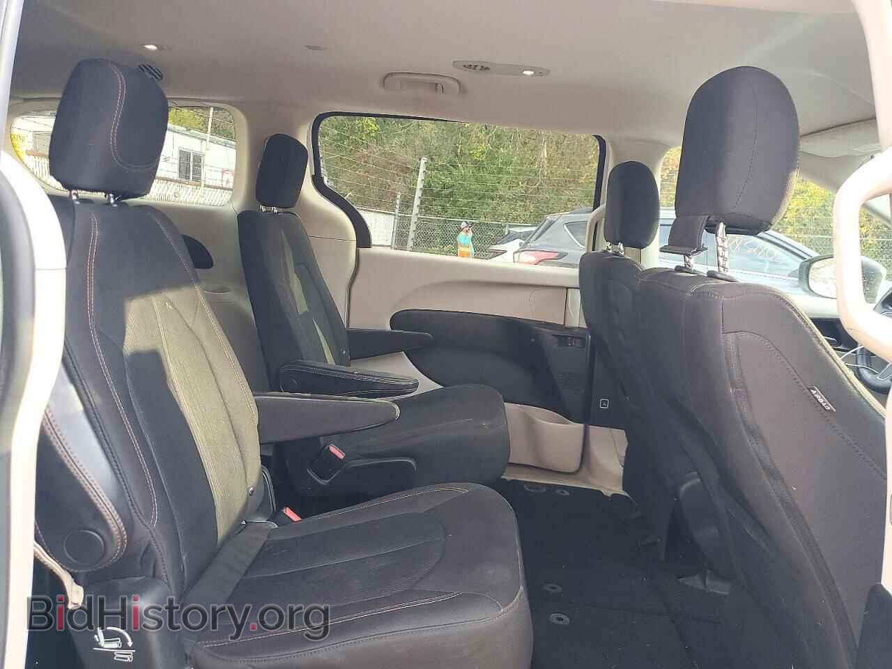 2017 CHRYSLER PACIFICA - VIN: 2C4RC1DG8HR565562 - Фото 11