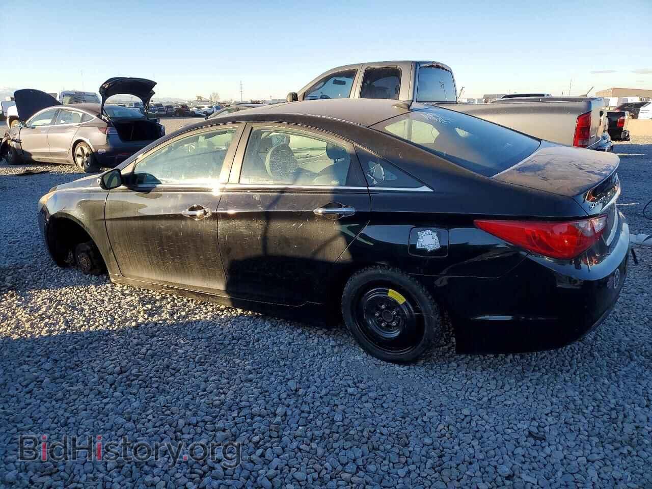 2013 HYUNDAI SONATA - VIN: 5NPEC4AC2DH628180 - Фото 2
