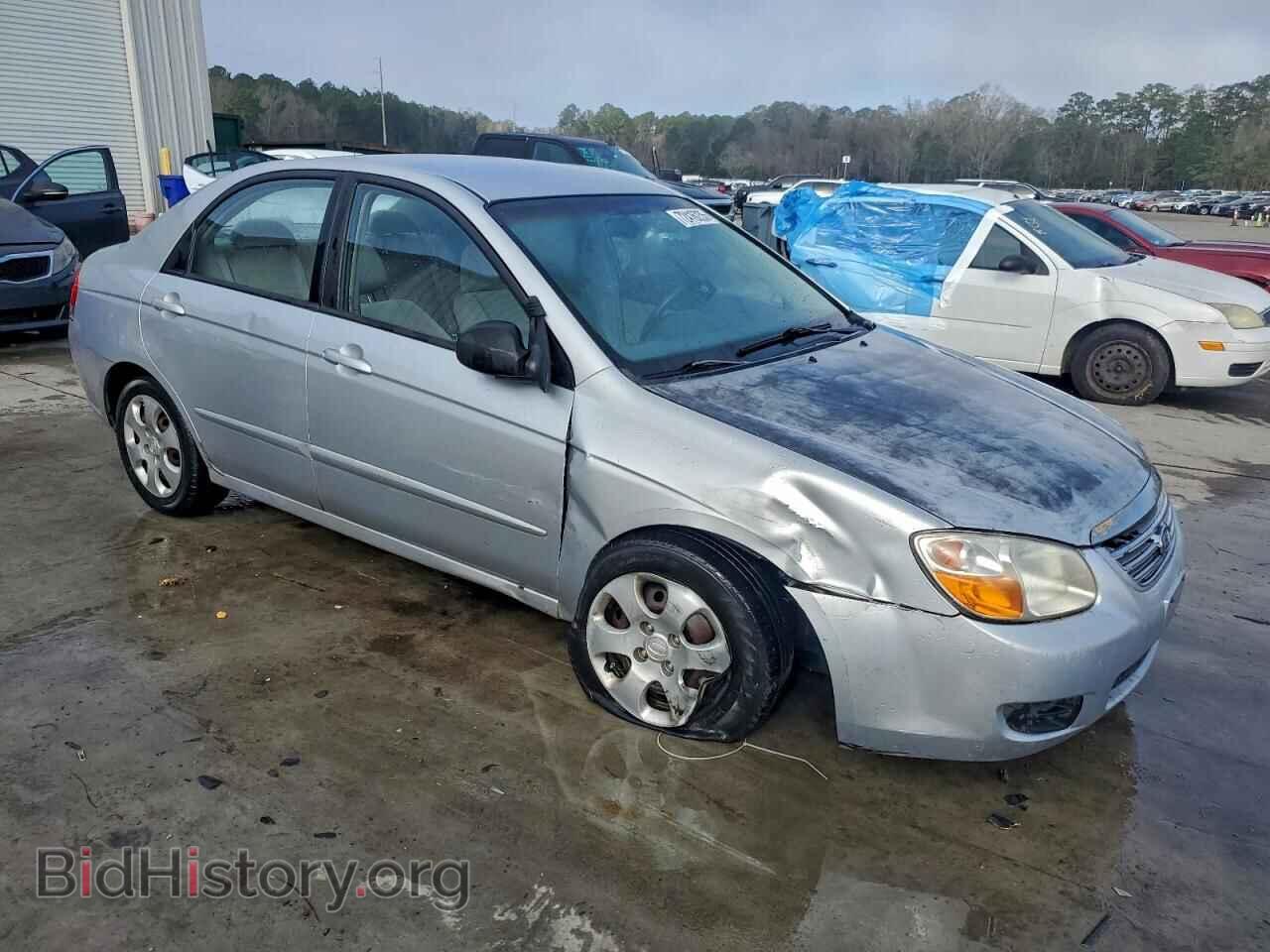 2007 KIA SPECTRA - VIN: KNAFE121X75445671 - Фото 4