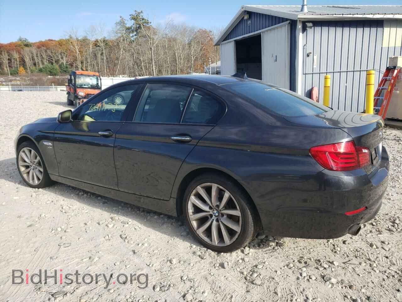 2011 BMW 5 SERIES - VIN: WBAFU7C55BC876737 - Фото 2