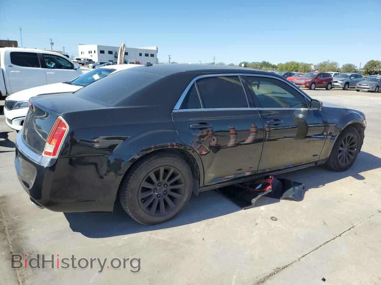 2013 CHRYSLER 300 - VIN: 2C3CCAAG2DH627326 - Фото 3