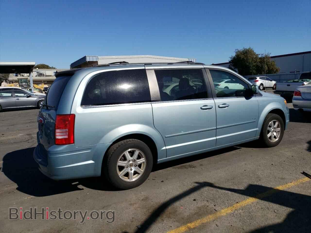 2008 CHRYSLER MINIVAN - VIN: 2A8HR54P18R804296 - Фото 3