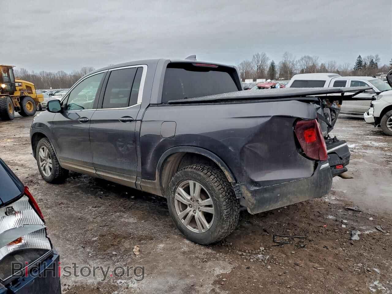 2017 HONDA RIDGELINE - VIN: 5FPYK3F45HB036702 - Фото 2