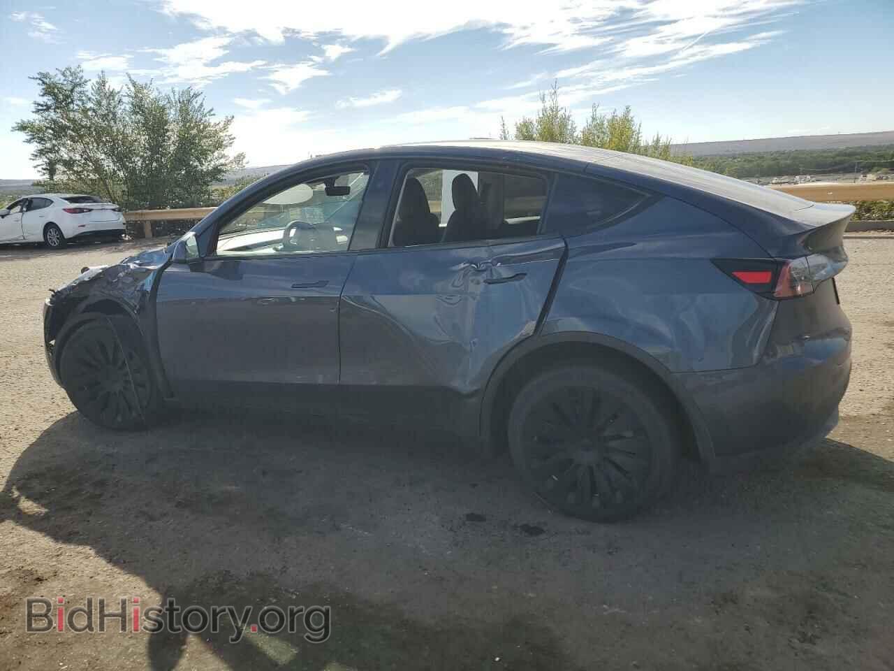 2023 TESLA MODEL Y - VIN: 7SAYGDEE2PA151881 - Фото 2
