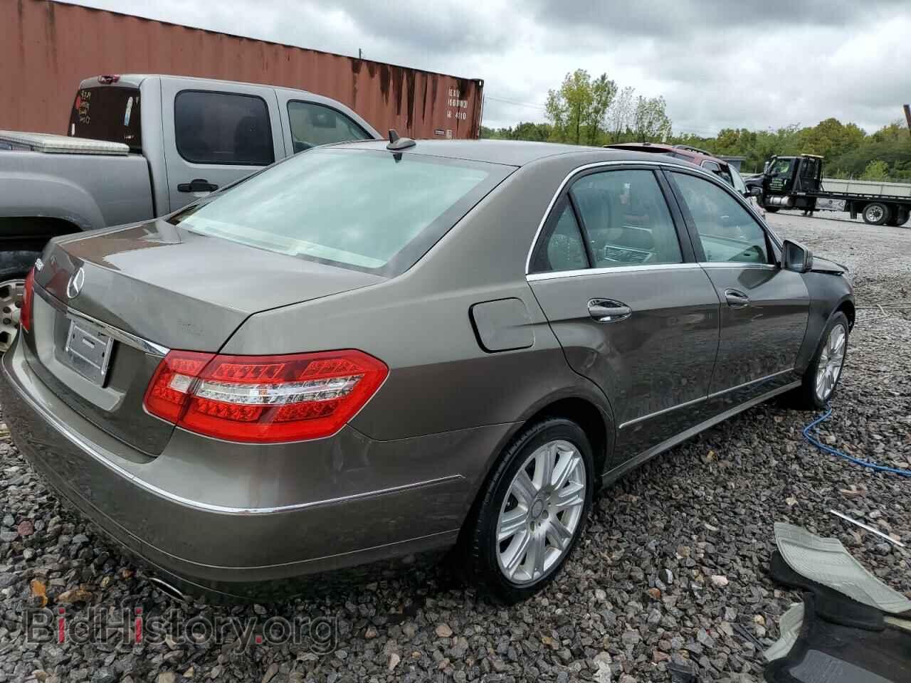 2012 MERCEDES-BENZ E-CLASS - VIN: WDDHF5KB8CA593267 - Фото 3