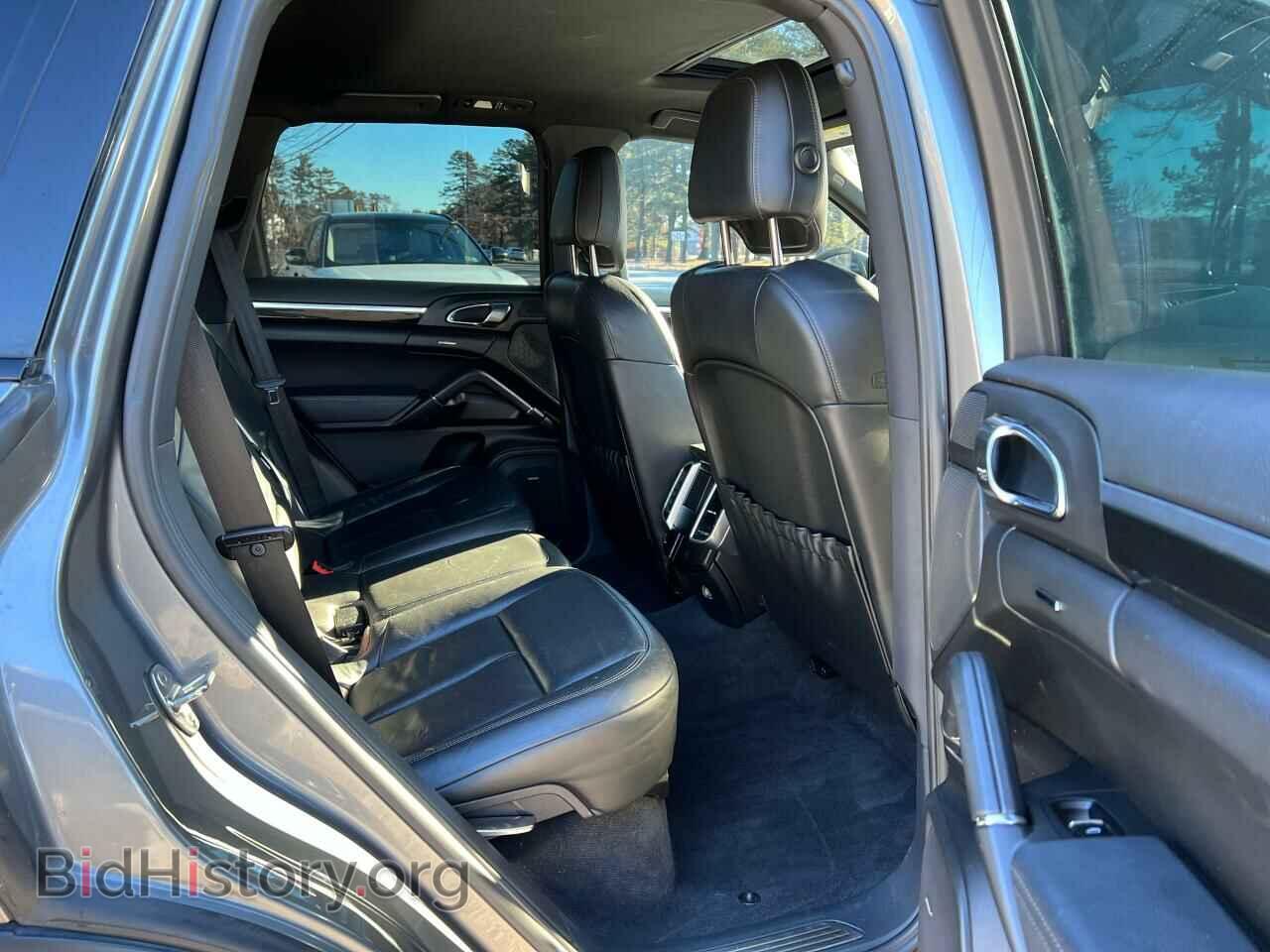 2011 PORSCHE CAYENNE - VIN: WP1AB2A27BLA43387 - Фото 6
