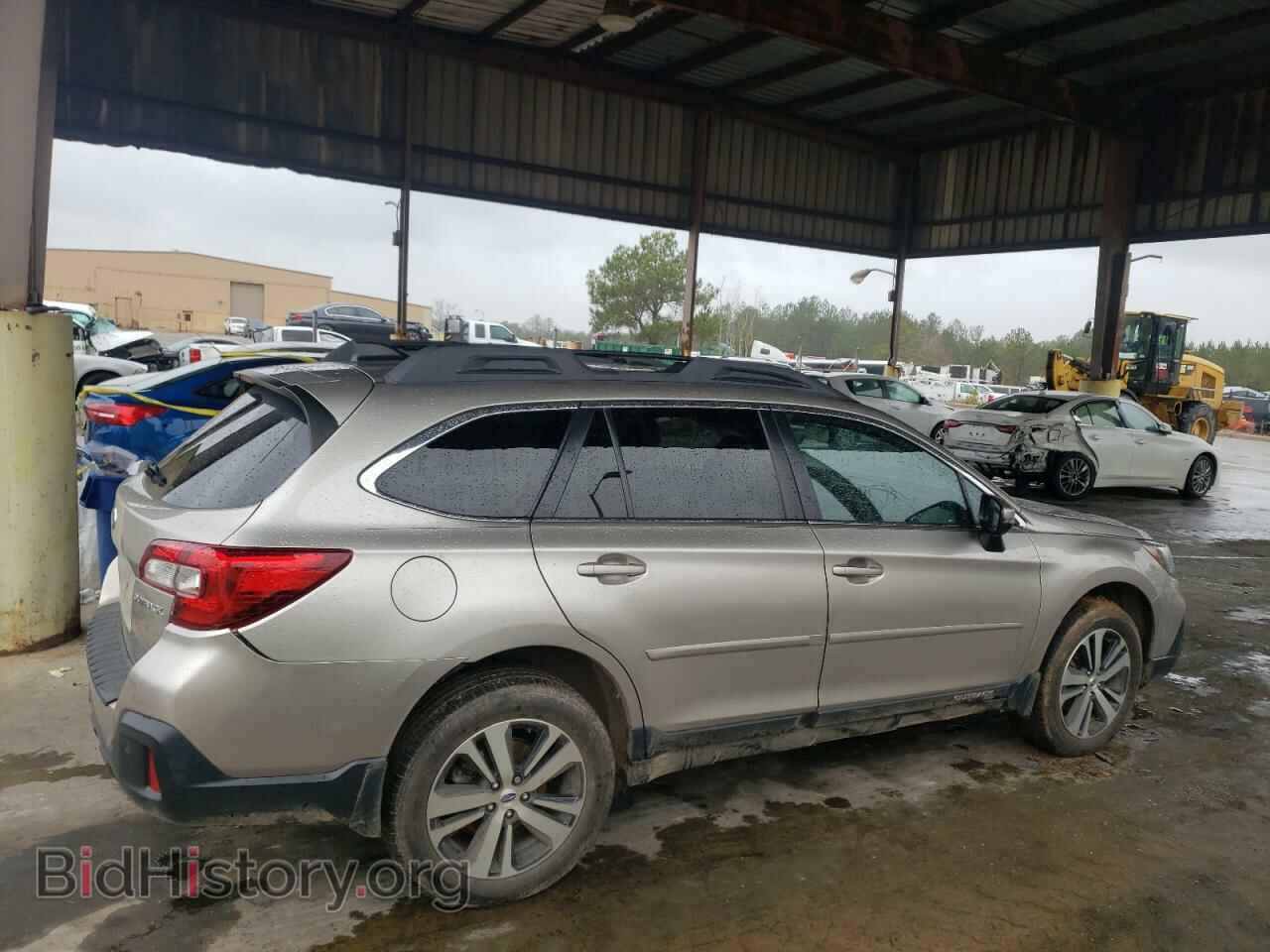 2018 SUBARU OUTBACK - VIN: 4S4BSANC0J3333659 - Фото 3