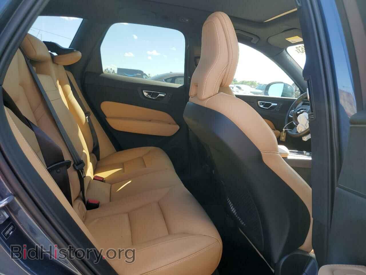2019 VOLVO XC60 - VIN: LYV102DK1KB380712 - Фото 10